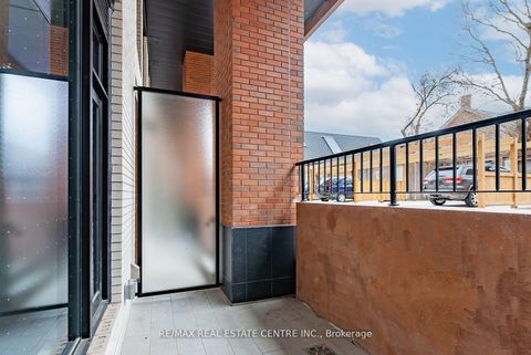 Photo 4 at 7 Watkinson Avenue, Junction Area, Toronto