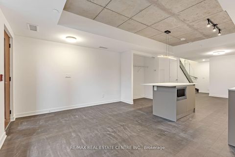 Photo 8 at 7 Watkinson Avenue, Junction Area, Toronto