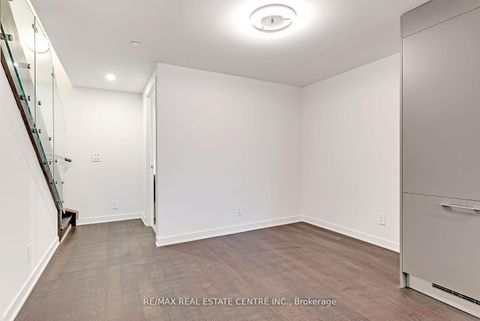 Photo 14 at 7 Watkinson Avenue, Junction Area, Toronto
