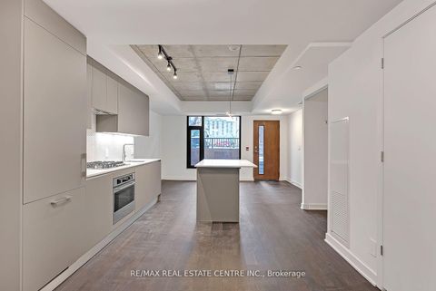 Photo 17 at 7 Watkinson Avenue, Junction Area, Toronto