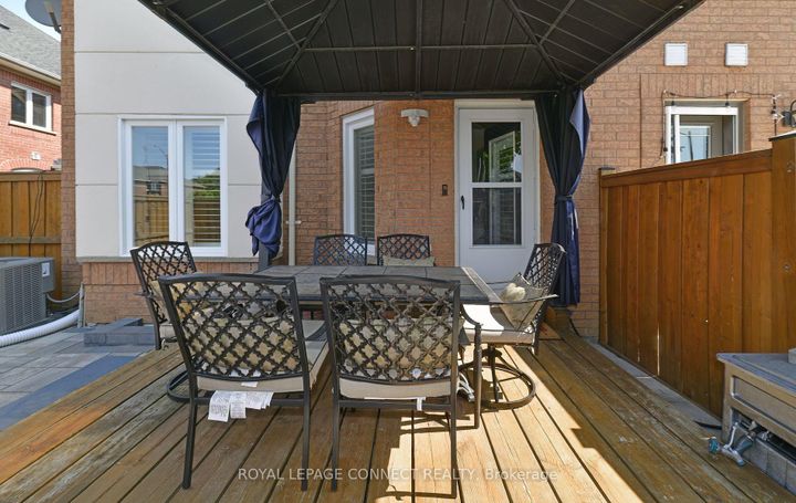 Photo 35 at 154 Pressed Brick Drive, Brampton North, Brampton