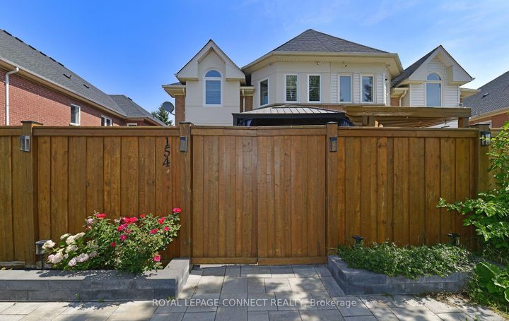 Photo 38 at 154 Pressed Brick Drive, Brampton North, Brampton