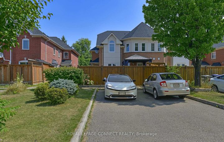 Photo 39 at 154 Pressed Brick Drive, Brampton North, Brampton