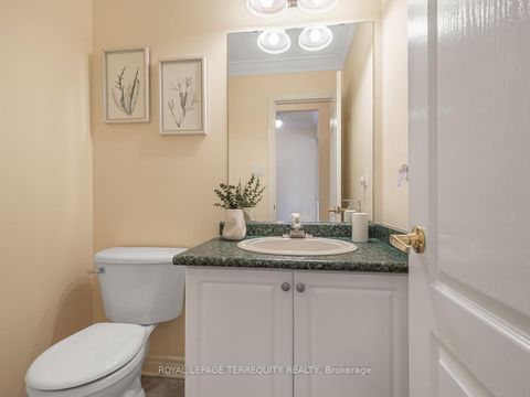 Photo 28 at 11 Avocet Drive, Vellore Village, Vaughan