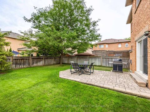 Photo 41 at 11 Avocet Drive, Vellore Village, Vaughan