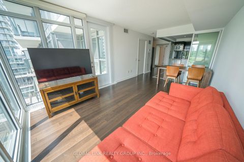 Photo 6 at 915 - 121 Mcmahon Drive, Bayview Village, Toronto