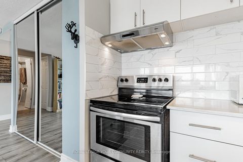 Photo 5 at 912 - 10 Sunny Glenway, Flemingdon Park, Toronto