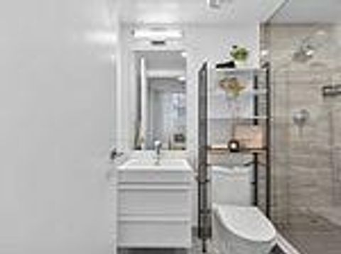 Photo 17 at 408 - 39 Roehampton Avenue, Mount Pleasant West, Toronto