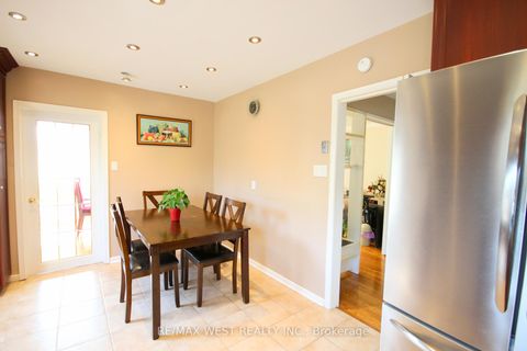 Photo 20 at 84 Orpington Crescent, Jamestown, Toronto