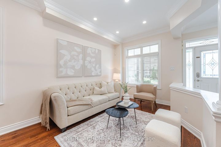 Photo 4 at 3737 Brinwood Gate, Churchill Meadows, Mississauga