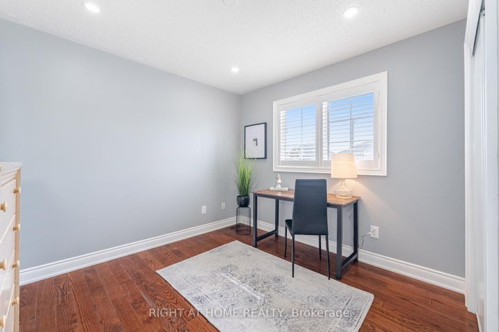 Photo 34 at 3737 Brinwood Gate, Churchill Meadows, Mississauga