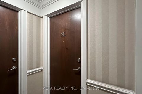 Photo 5 at 5L - 8 Rosebank Drive, Malvern, Toronto