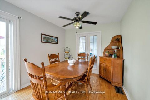 Photo 8 at 254 Confederation Drive, Woburn, Toronto