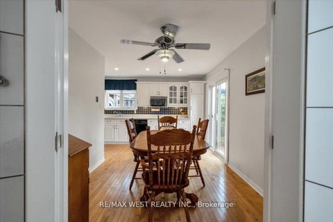Photo 9 at 254 Confederation Drive, Woburn, Toronto