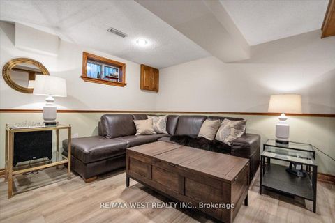 Photo 21 at 254 Confederation Drive, Woburn, Toronto