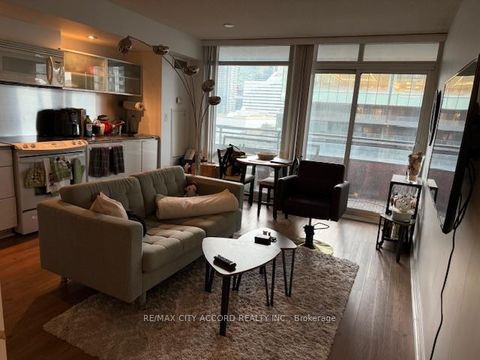 Photo 5 at 1009 - 4K Spadina Avenue, Waterfront Communities C1, Toronto