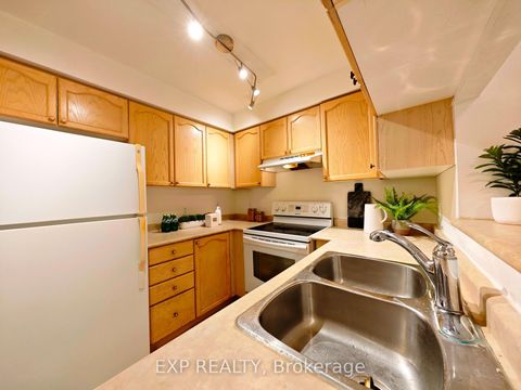 Photo 12 at 205 - 28 Olive Avenue, Willowdale East, Toronto