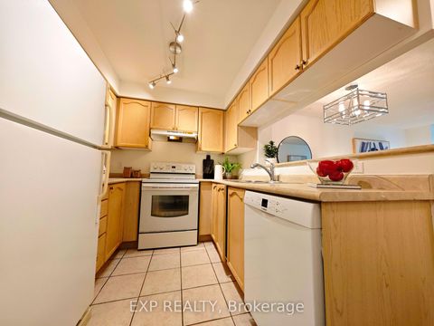 Photo 15 at 205 - 28 Olive Avenue, Willowdale East, Toronto