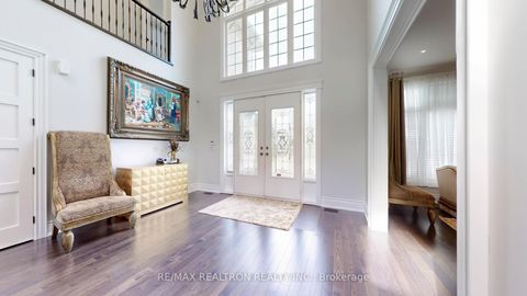 Photo 3 at 125 Boake Trail, Bayview Hill, Richmond Hill