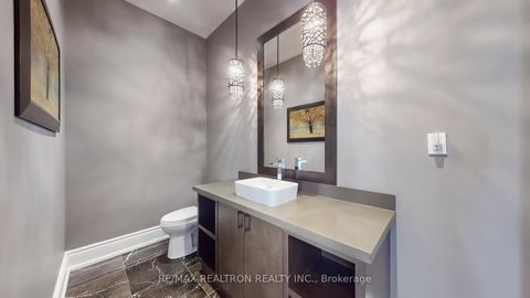 Photo 11 at 125 Boake Trail, Bayview Hill, Richmond Hill