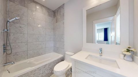 Photo 21 at 125 Boake Trail, Bayview Hill, Richmond Hill