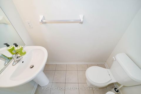 Photo 18 at 6 - 33 Island Road, Rouge E10, Toronto