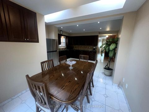 Photo 5 at 195 Rosethorn Avenue, Eglinton West, Toronto