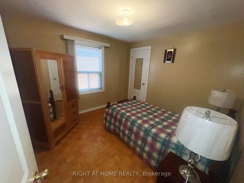 Photo 10 at 195 Rosethorn Avenue, Eglinton West, Toronto