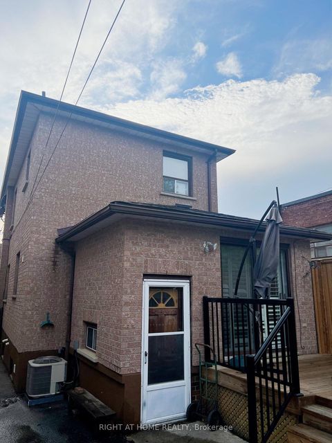 Photo 17 at 195 Rosethorn Avenue, Eglinton West, Toronto Photo 17 at 195 Rosethorn Avenue, Eglinton West, Toronto