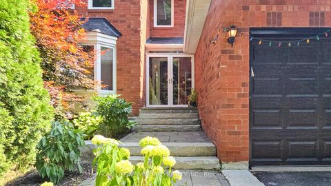 Photo 1 at 19 Chadburn Crescent, Hills of St Andrew, Aurora