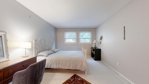 Photo 23 at 19 Chadburn Crescent, Hills of St Andrew, Aurora