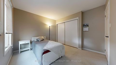 Photo 31 at 19 Chadburn Crescent, Hills of St Andrew, Aurora