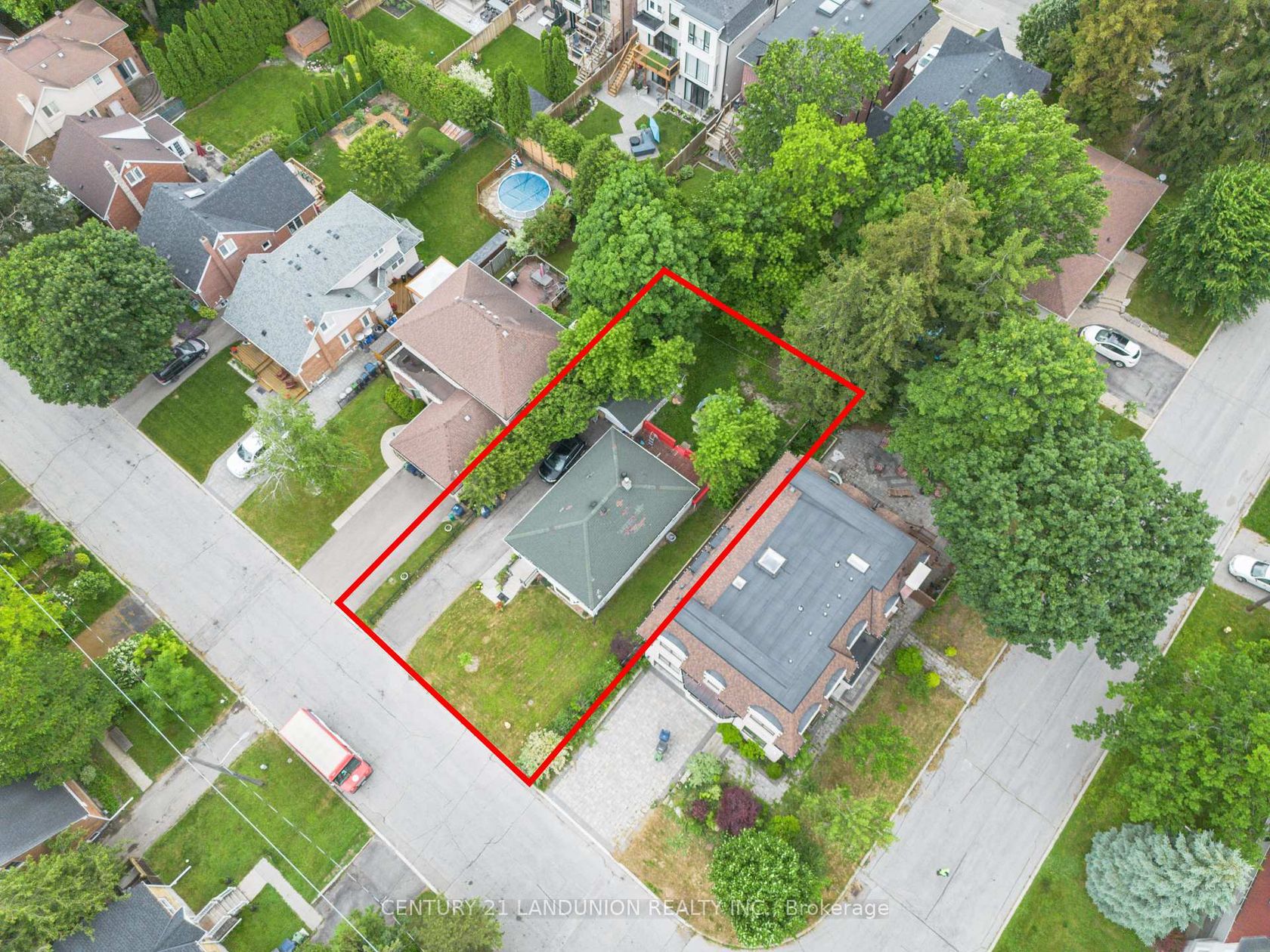 200 Elmhurst Avenue, Westgate, Toronto 