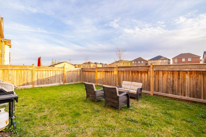 Photo 46 at 1436 Connaught Terrace, FO Ford, Milton