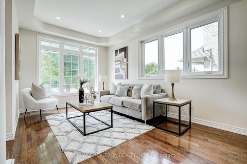 Photo 2 at 346 Autumn Hill Boulevard, Patterson, Vaughan