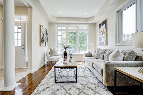 Photo 5 at 346 Autumn Hill Boulevard, Patterson, Vaughan