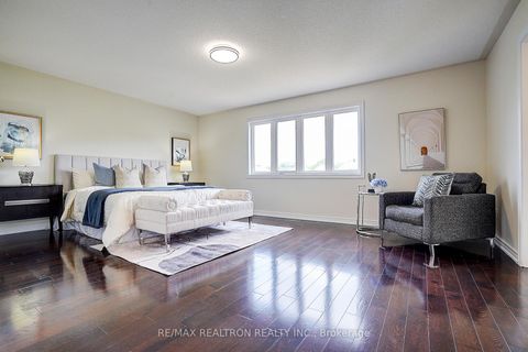 Photo 24 at 346 Autumn Hill Boulevard, Patterson, Vaughan