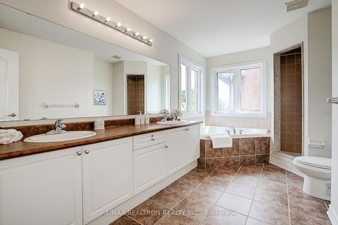 Photo 28 at 346 Autumn Hill Boulevard, Patterson, Vaughan
