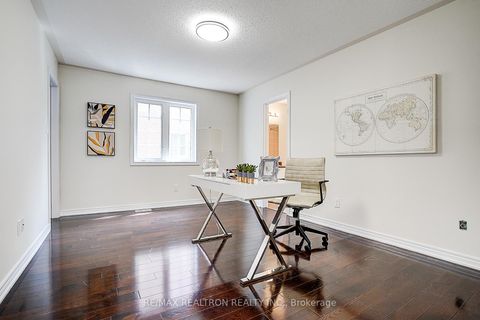 Photo 30 at 346 Autumn Hill Boulevard, Patterson, Vaughan
