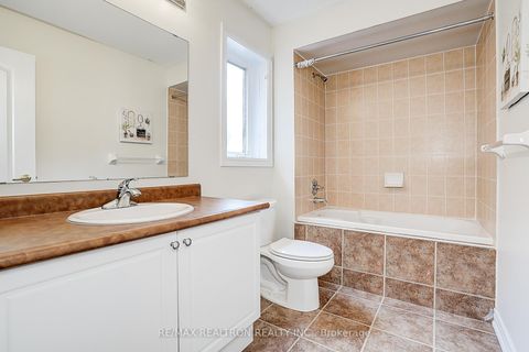 Photo 32 at 346 Autumn Hill Boulevard, Patterson, Vaughan