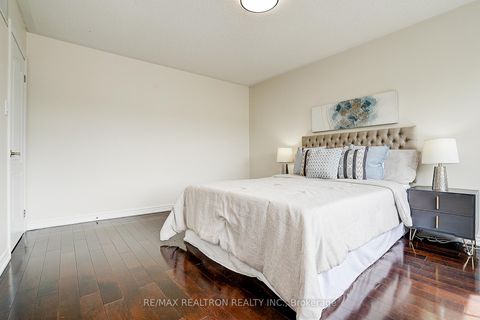 Photo 35 at 346 Autumn Hill Boulevard, Patterson, Vaughan