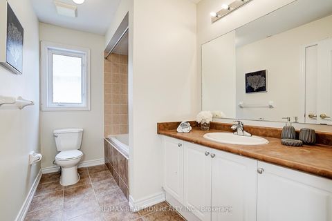 Photo 38 at 346 Autumn Hill Boulevard, Patterson, Vaughan