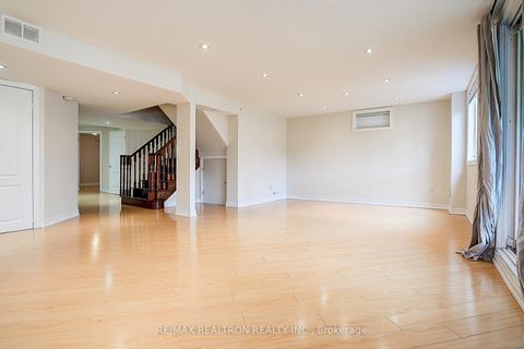 Photo 41 at 346 Autumn Hill Boulevard, Patterson, Vaughan
