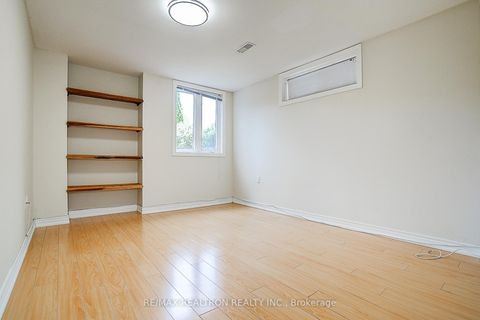 Photo 43 at 346 Autumn Hill Boulevard, Patterson, Vaughan