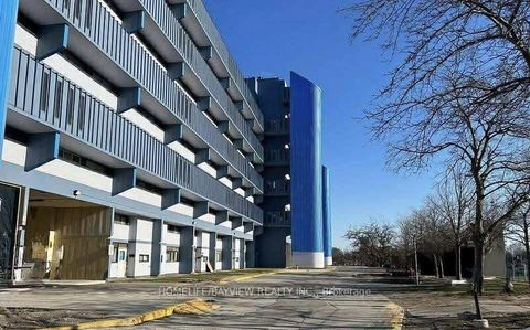 Photo 1 at 909 - 4645 Jane Street, Black Creek, Toronto