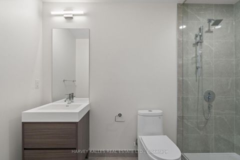 Photo 11 at 616 - 9 Tecumseth Street, Niagara, Toronto