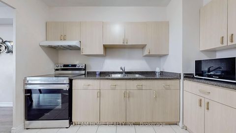 Photo 14 at 1815 - 5 Massey Square, Crescent Town, Toronto