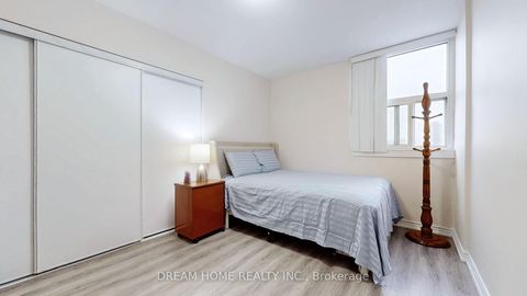 Photo 23 at 1815 - 5 Massey Square, Crescent Town, Toronto