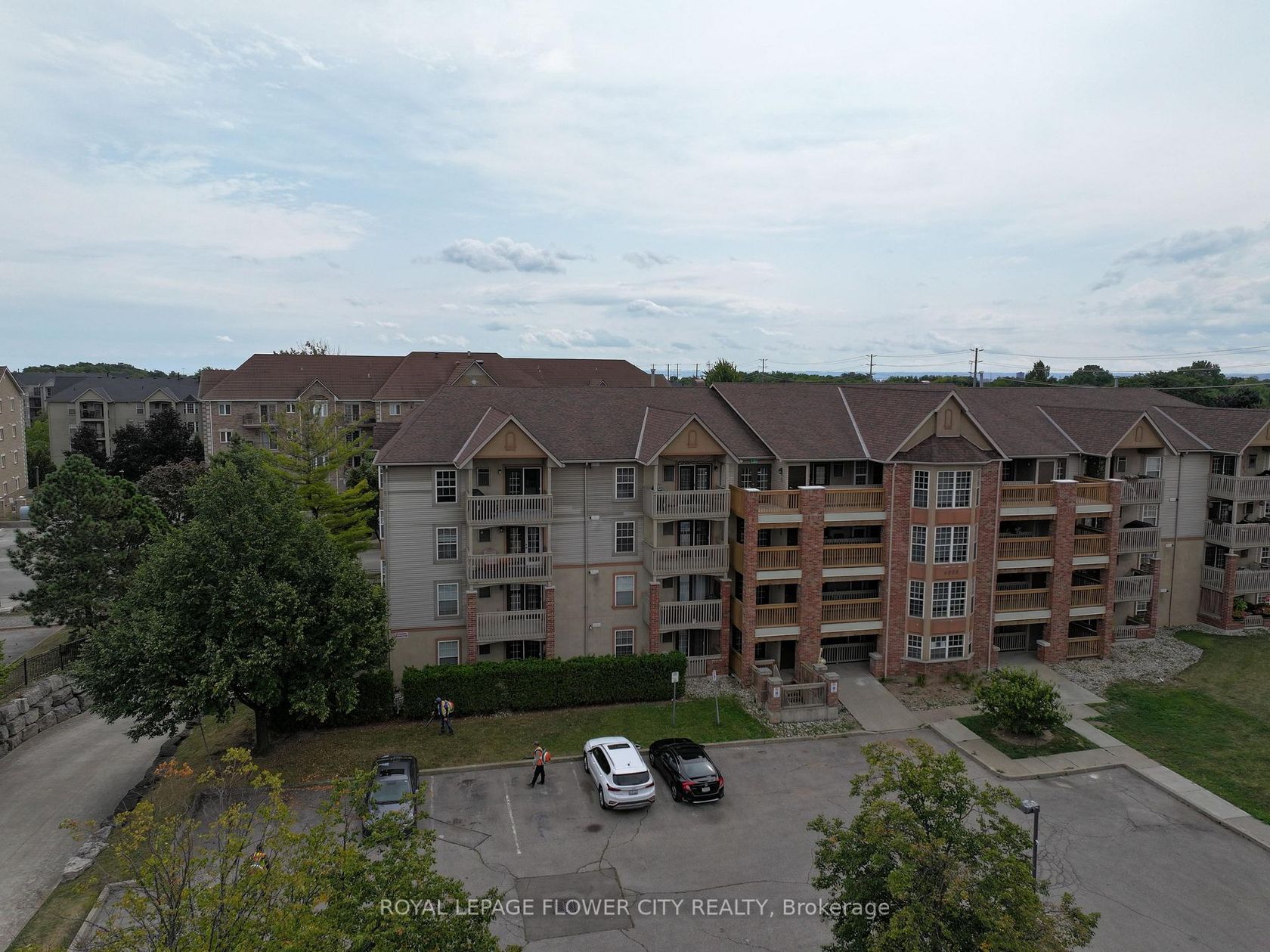 412 - 4005 Kilmer Drive, Tansley, Burlington 