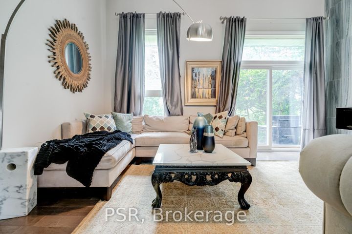 Photo 4 at 22 - 50 Verne Crescent, Malvern, Toronto